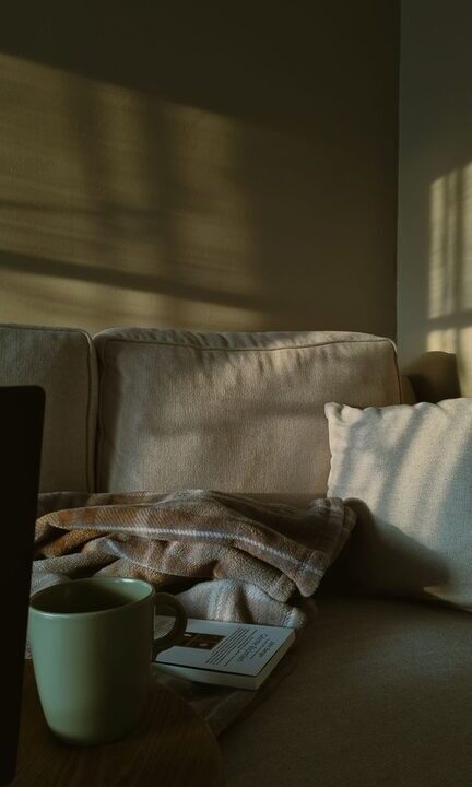 Tips for Creating a Cozy and Inviting Home Environment